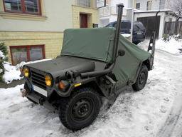 M151 Mutt – Lona parking